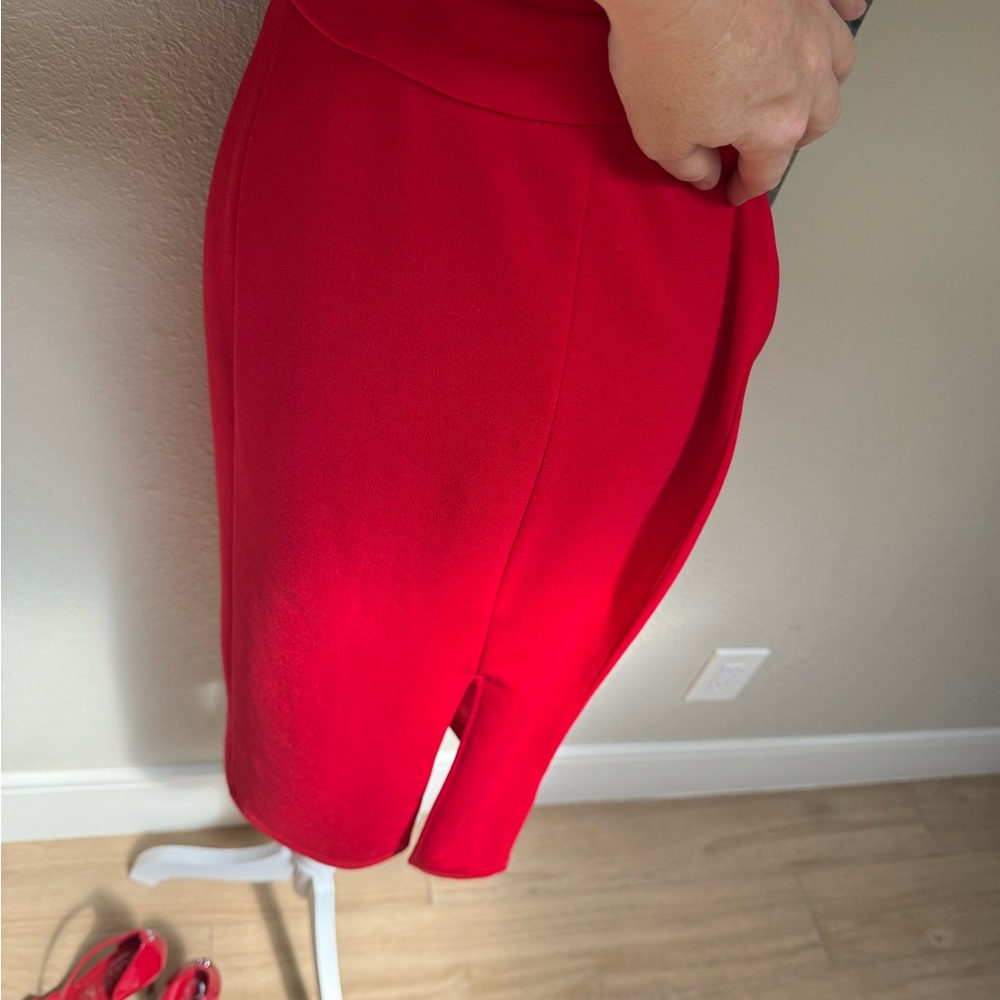 Missguided+ Vibrant Red Strapless Stretch Cut Out Midi Dress - Picture 3 of 4